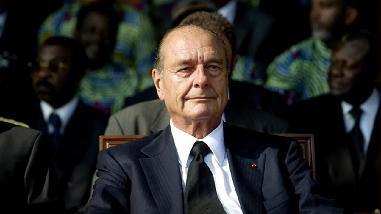 Jacques Chirac, acuzat că a angajat 21 de oameni în funcţii fictive