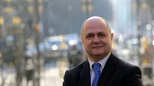 Anchetă în Franţa, după ce Bruno Le Roux şi-a angajat fiicele în rolul de colaboratoare parlamentare