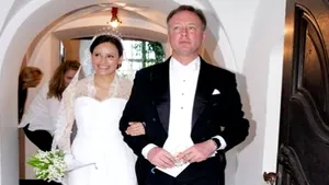 Nuntă regală în Danemarca: Prinţul Gustav a câştigat bătălia juridică şi s-a căsătorit cu scriitoarea Carina Axelsson

