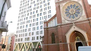 Nicuşor Dan a semnat dispoziţia de demolare pentru Cathedral Plaza