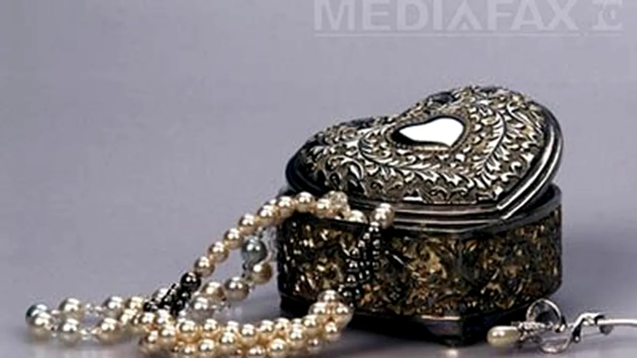 Romania Mulls Reintroducing Excises On Luxury Products, Risks EC Sanctions