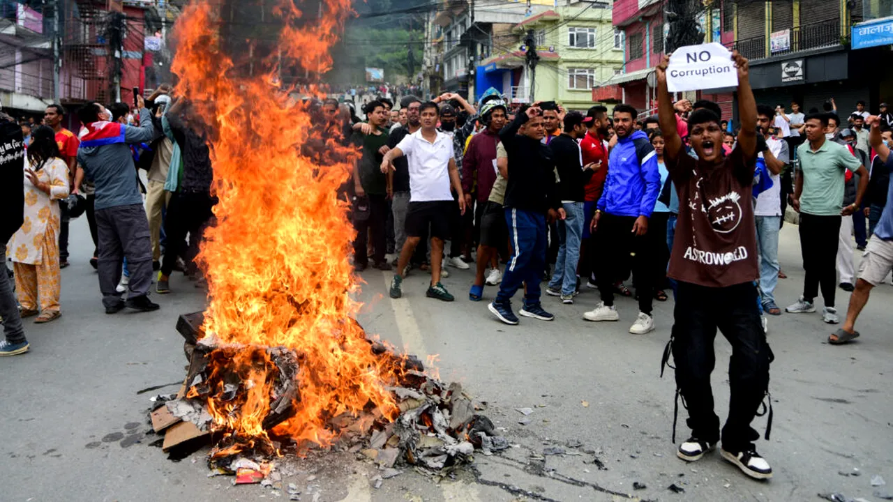 Nepal. Președintele dizolvă parlamentul și anunță alegeri parlamentare pentru 5 martie