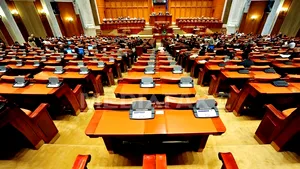 Moţiunea iniţiată de PNL, respinsă