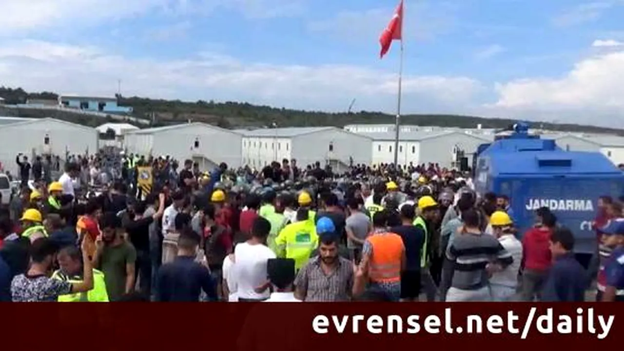 Aeroport Turcia. Mai mulţi muncitori de la şantierul în lucru din Istanbul, ELIBERAŢI. Alte 360 persoane sunt în continuare închise