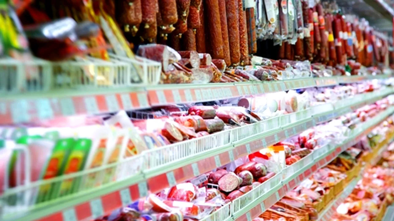 Sindicaliştii cer ca 1 decembrie să fie zi liberă pentru toţi angajaţii, inclusiv în comerţ