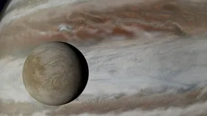 O nouă descoperire importantă a fost făcută pe Europa, satelitul îngheţat al lui Jupiter