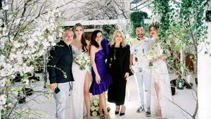 Ce rochii, make-up, hair-styling, flori, decoruri şi elemente de organizare se poartă în 2022?  