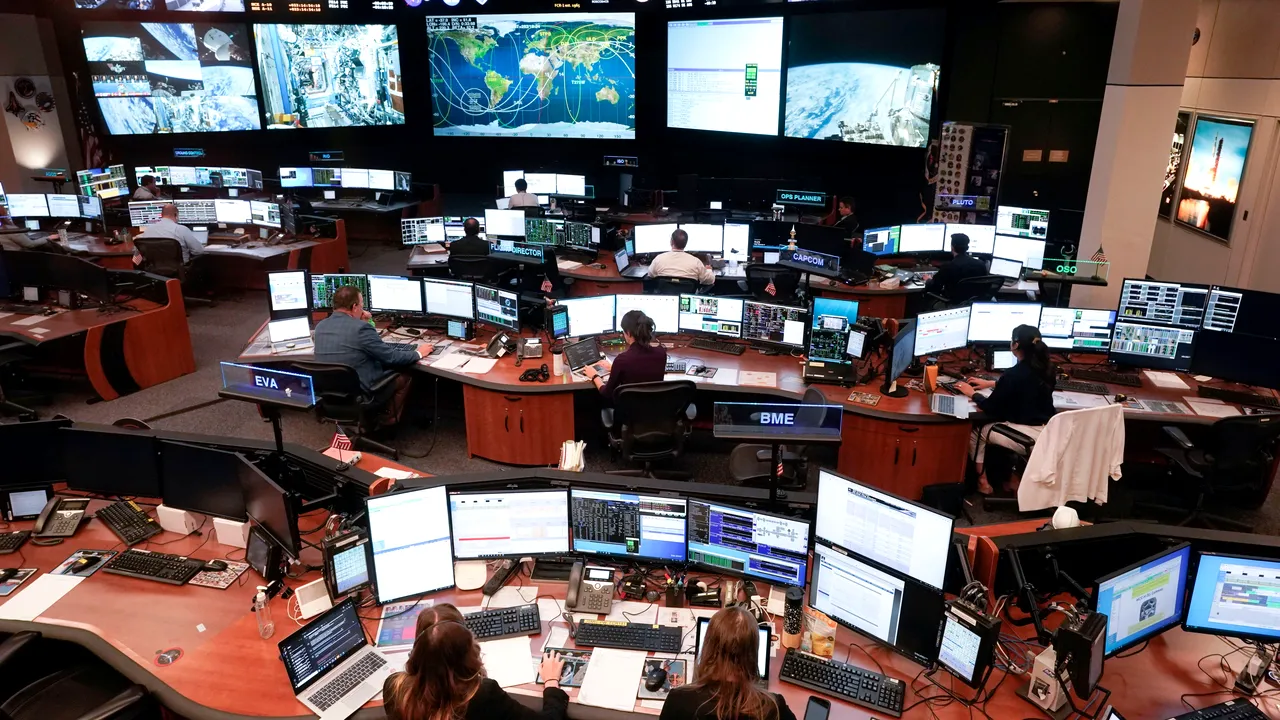 Ucraina raportează prăbuşirea fragmentelor unui satelit al NASA în apropiere de Kiev 