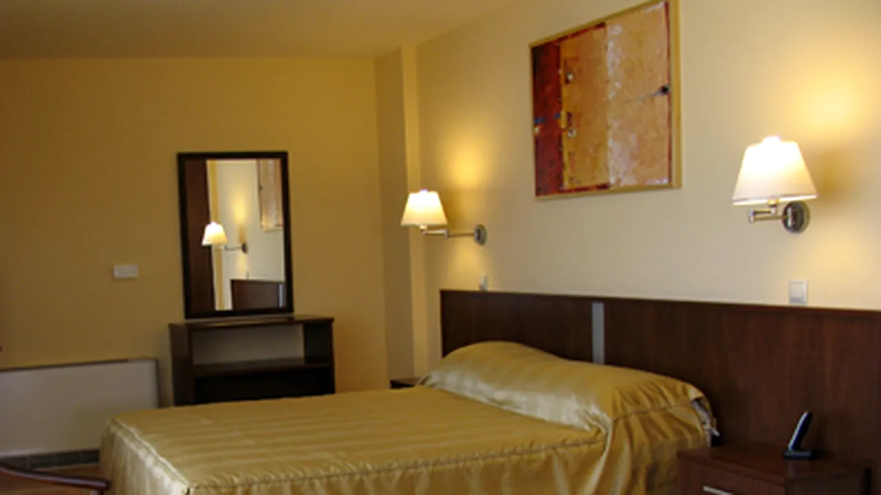 Mai puţini turişti în hotelurile din România în primele 5 luni