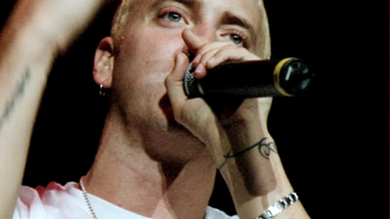 O nouă piesă Eminem, disponibilă online
