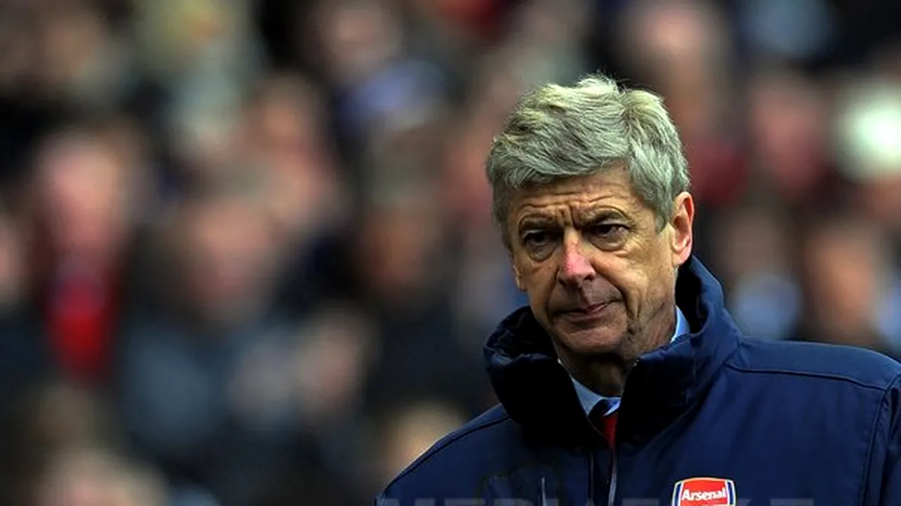 Wenger: Van Persie a refuzat în vară un contract de 300.000 de lire pe săptămână de la City