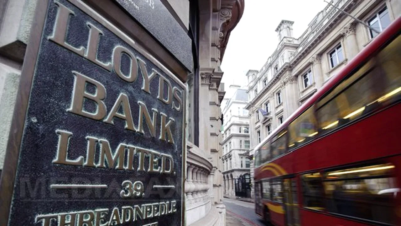 Două dintre cele mai aglomerate străzi din City of London vor fi închise traficului rutier
