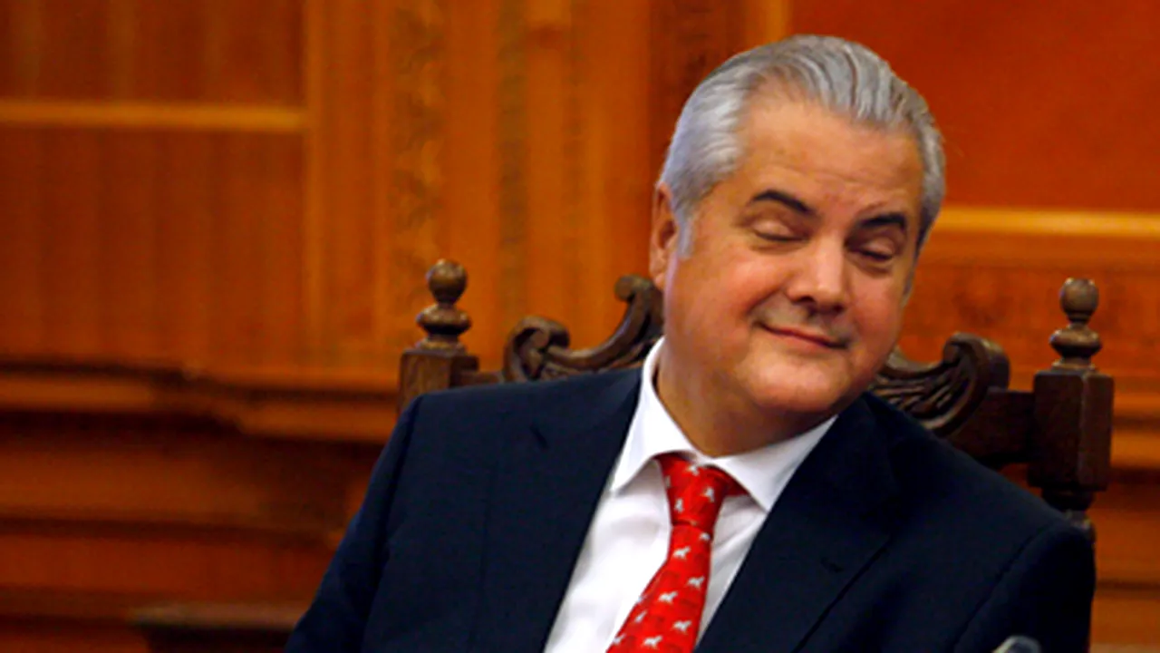Năstase: Dacă tot ne citeşte Băsescu stenogramele, îl salut pe această cale