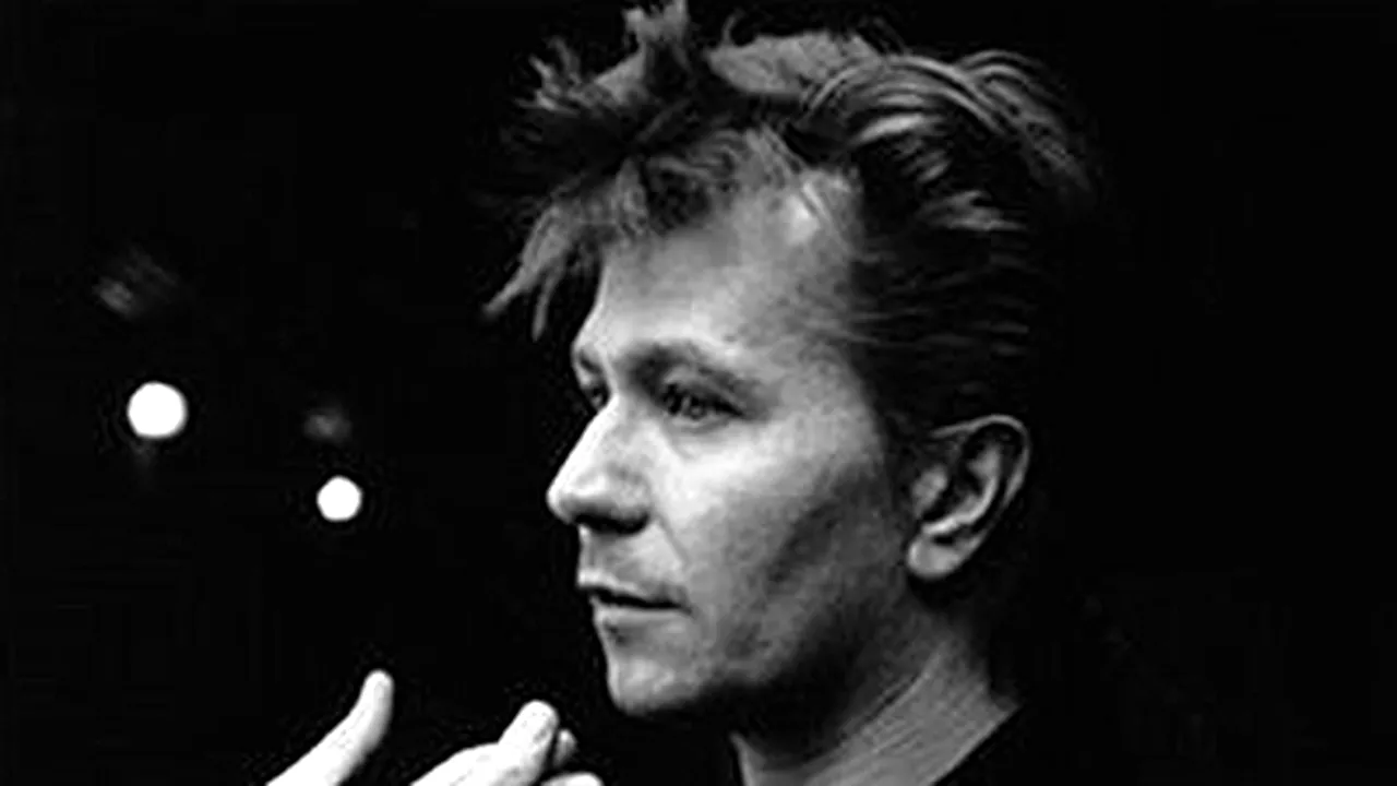 Gary Oldman se întoarce la rolurile negative (Video)