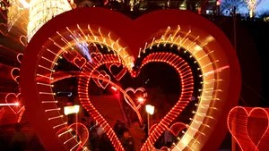 Mediafax şi Orange dau idei de Valentine's Day