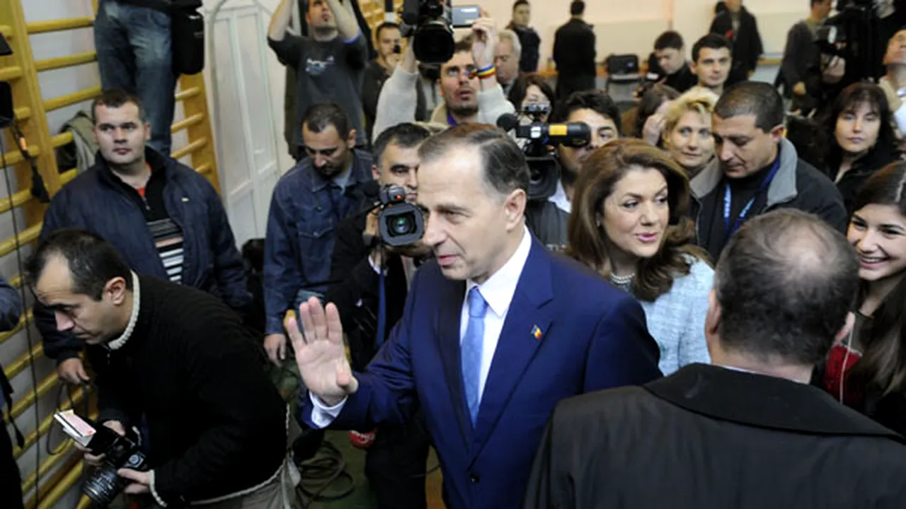 Geoană şi Patriciu s-au întâlnit la aceeaşi secţie de vot din cartierul Primăverii