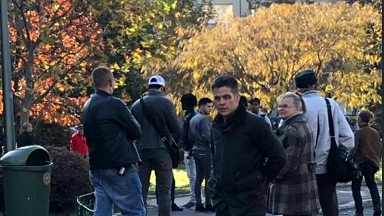 Starul american Chris Pine filmează în Capitală. Trafic restricţionat pe mai multe străzi 