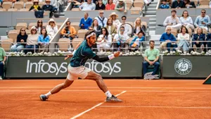 Italianul Lorenzo Musetti, primul semifinalist de la Roland Garros