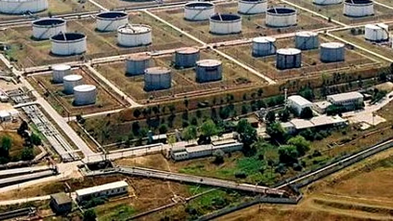 Angajații Oil Terminal intră în grevă de avertisment de miercuri și în grevă generală peste două săptămâni. Care sunt revendicările și implicațiile