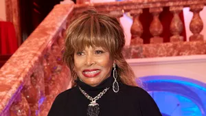 Tina Turner apare într-o reclamă pentru operatorul elveţian de telecomunicaţii Swisscom