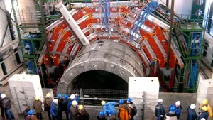 Large Hadron Collider a fost oprit pentru două luni