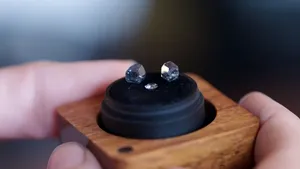 Diamantele din cenuşă, noua formă de a-i păstra pe cei dragi alături