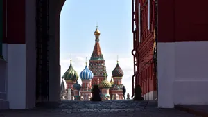 Tot mai aproape de 100.000 de cazuri COVID-19, Rusia prelungeşte interdicţia de intrare în ţară a cetăţenilor străini