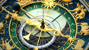 HOROSCOP 24 DECEMBRIE 2019: Ce au pregătit astrele pentru Ajunul de Crăciun