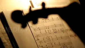 Teatrul de Operetă din Capitală lansează un album de şansonete