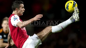 Ferguson vrea să-l folosească pe Robin van Persie din prima etapă