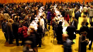 Aproape 9.000 de concediaţi prin desfiinţarea a 113 agenţii guvernamentale