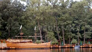 Incident pe lacul Snagov: O tânără s-a înecat, dar a fost salvată