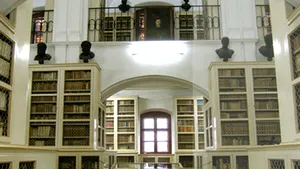 Peste 530 de tipărituri, documente şi cărţi vechi, dispărute de la Biblioteca 