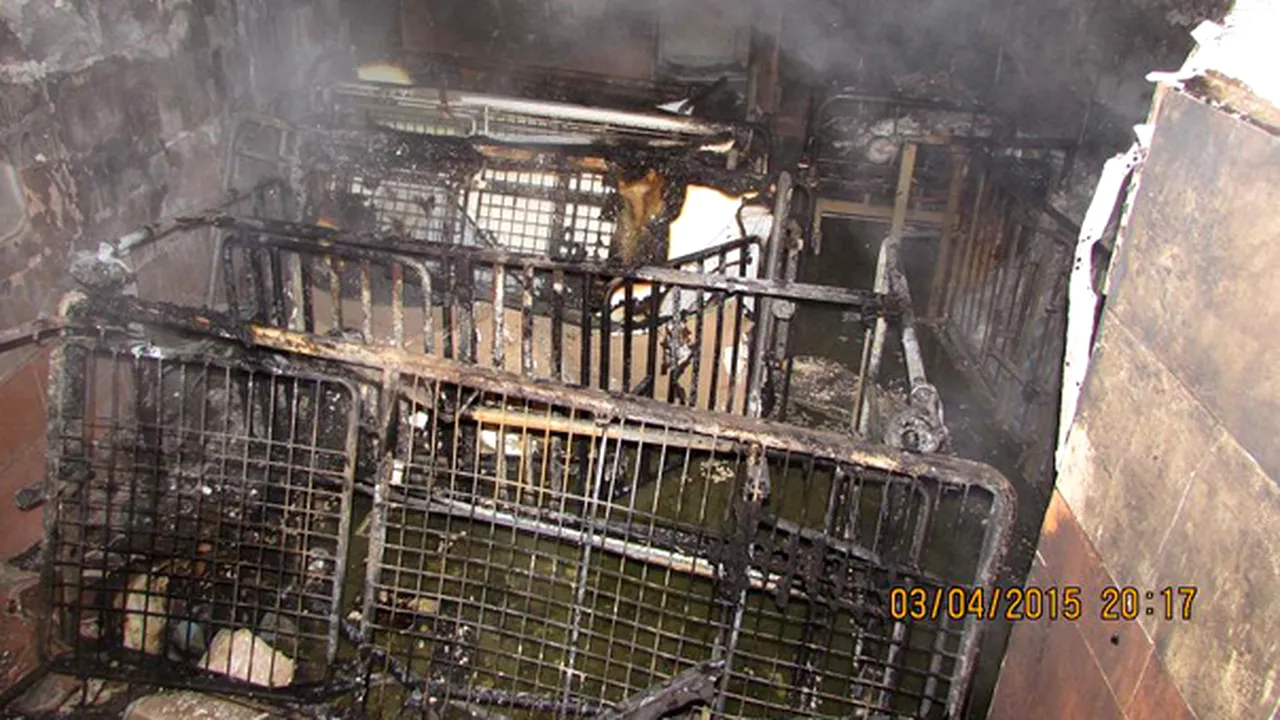 Satu Mare: Două persoane intoxicate cu monoxid de carbon, după un incendiu la Spitalul de Psihiatrie