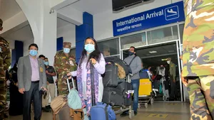 Marea Britanie vrea să înăsprească restricţiile de călătorie. Ce măsuri vrea să ia guvernul de la Londra