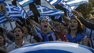 Grecia şi Macedonia au semnat acordul istoric privind schimbarea numelui fostei republici iugoslave / Proteste în Grecia: 
