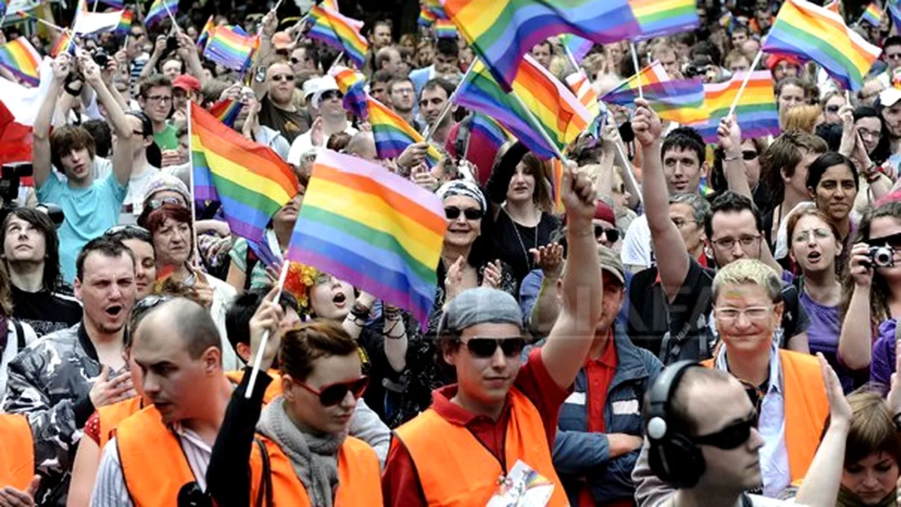 Extremişti de dreapta au atacat marşul homosexualilor la Bratislava