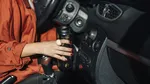 1.697 de euro amendă și permis suspendat. Obiectul banal pe care șoferii îl lasă în mașină