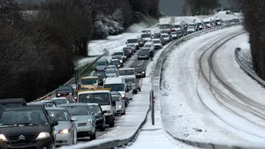 Ninsoarea perturbă activitatea în Europa - VIDEO, GALERIE FOTO