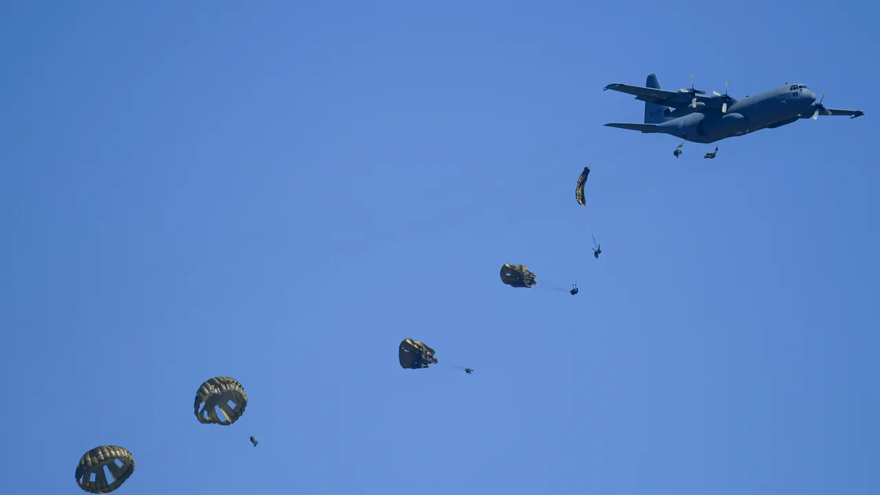 Trafic oprit duminică pe A3 Cheţani-Câmpia Turzii, pentru desfăşurarea unui exerciţiu NATO