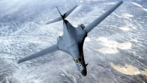 SUA analizează posibilitatea staţionării de bombardiere în Australia, pentru intimidarea Chinei