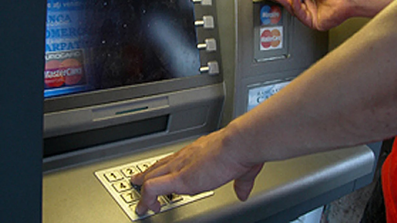  Şeful IGPR despre metoda de operare a celor care sparg bancomate, după explozia de pe un bulevard cunoscut al Capitalei