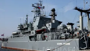 Au început exerciţiile militare în apropierea peninsulei Crimeea. Participă peste 30 de nave din flota rusă a Mării Negre