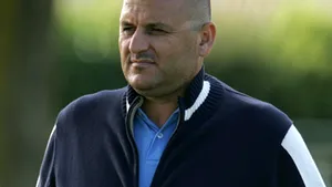 Mititelu: Atmosfera de la naţională îi strică pe fotbaliştii săi