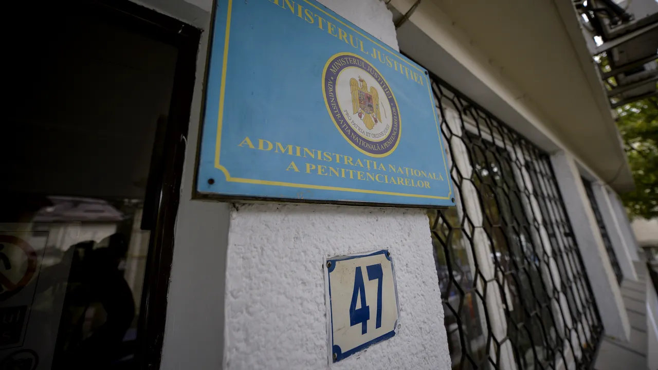 Protest al poliţiştilor de penitenciare: Puşcăriile sunt adevărate „şcoli de criminalitate”