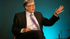 Când spune Bill Gates că va lua sfârşit criza coronavirusului. Estimările miliardarului