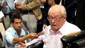 Jean-Marie Le Pen, condamnat definitiv pentru afirmaţii injurioase la adresa romilor. Fostul lider al Frontului Naţional afirma despre aceştia în 2012 că sunt 