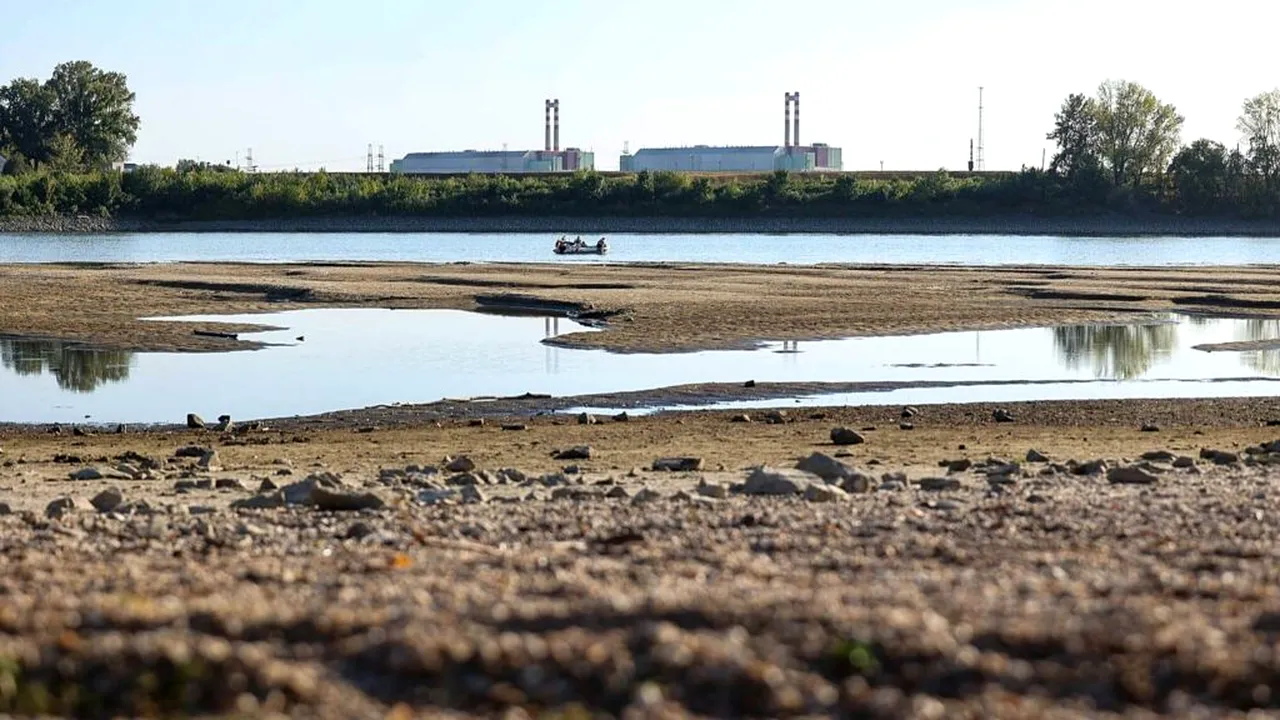 Ungaria urmează exemplul României pentru a salva centrala nucleară Paks. În plus, construiește un prag din piatră care va ridica nivelul Dunării