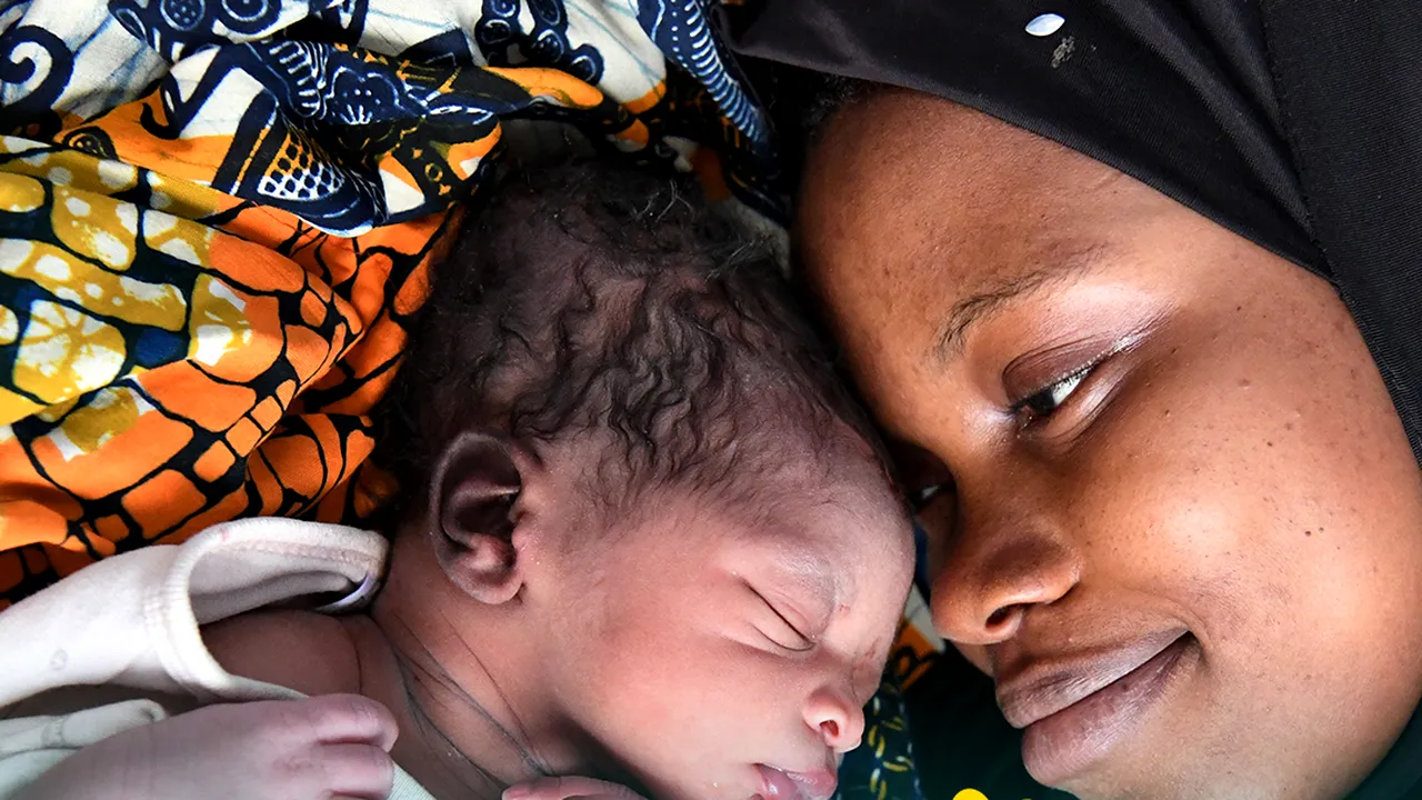 (P) PAMPERS & UNICEF sărbătoresc 15 ani de reuşite. Parteneriatul dintre cele două organizaţii ajută la salvarea a aproximativ un milion de nou-născuţi în întreaga lume
