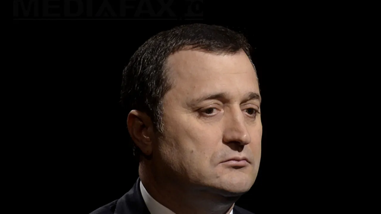 Procurorii moldoveni iniţiază sechestrul asupra bunurilor lui Filat, cinci maşini fiind ridicate